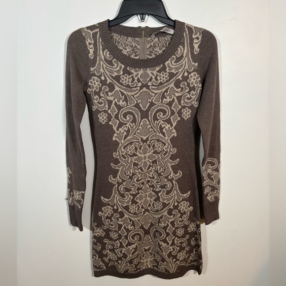 Athleta Dresses & Skirts - Athleta Jacquard Sweater Dress Brown Beige Knit Pattern XXS